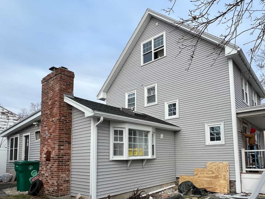 Seamless Gutters of 5” & 6”